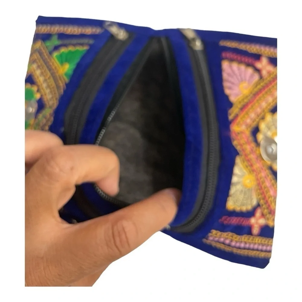 Traditional Ethnic Asian Velvet Mobile / Money Purse/ Bag With Flower Embroidery